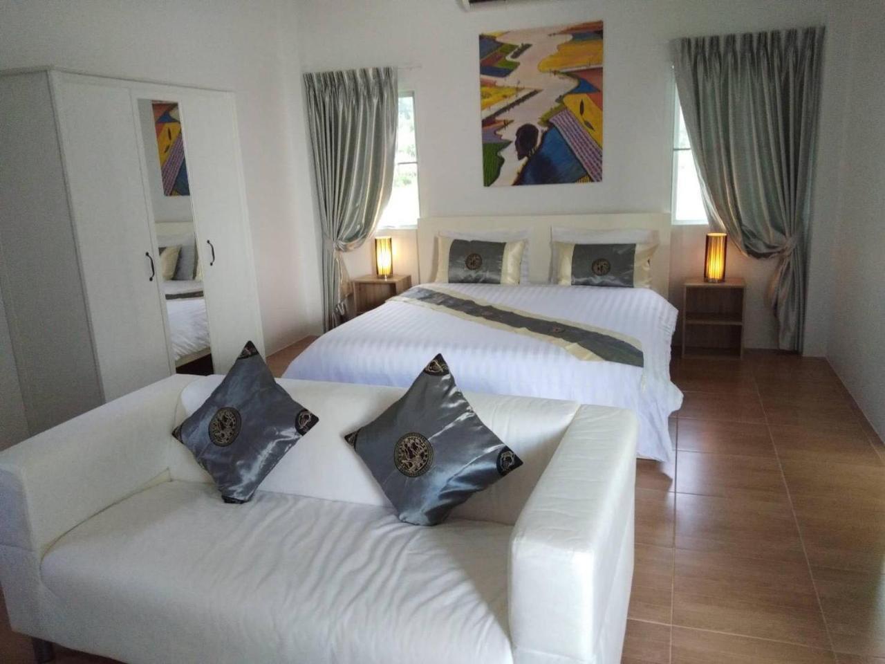 La Maison Ya Nui Resort Phuket Rawai Buitenkant foto